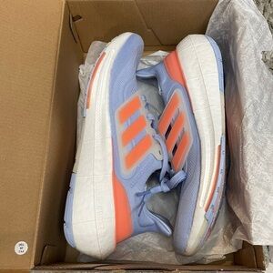 NWT ADIDAS Women’s Ultraboost Light Running Sneakers Blue Dawn Coral Fusion 9.5